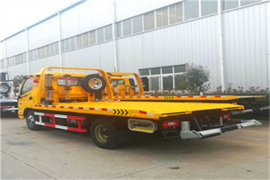 宁都附近拖车救援搭电